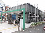 福岡市営地下鉄七隈線　六本松駅