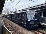 鶴ヶ峰駅に停車中の21109F臨時各停新横浜行き この列車は西谷で次の快速を待って発車するが…？