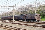 デキ105＋旧型客車　202404