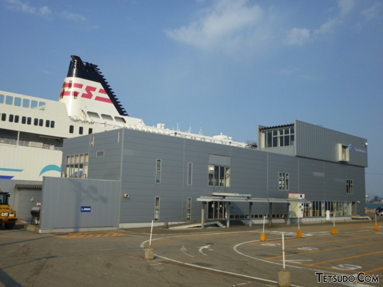 秋田フェリーターミナル（提供：新日本海フェリー）