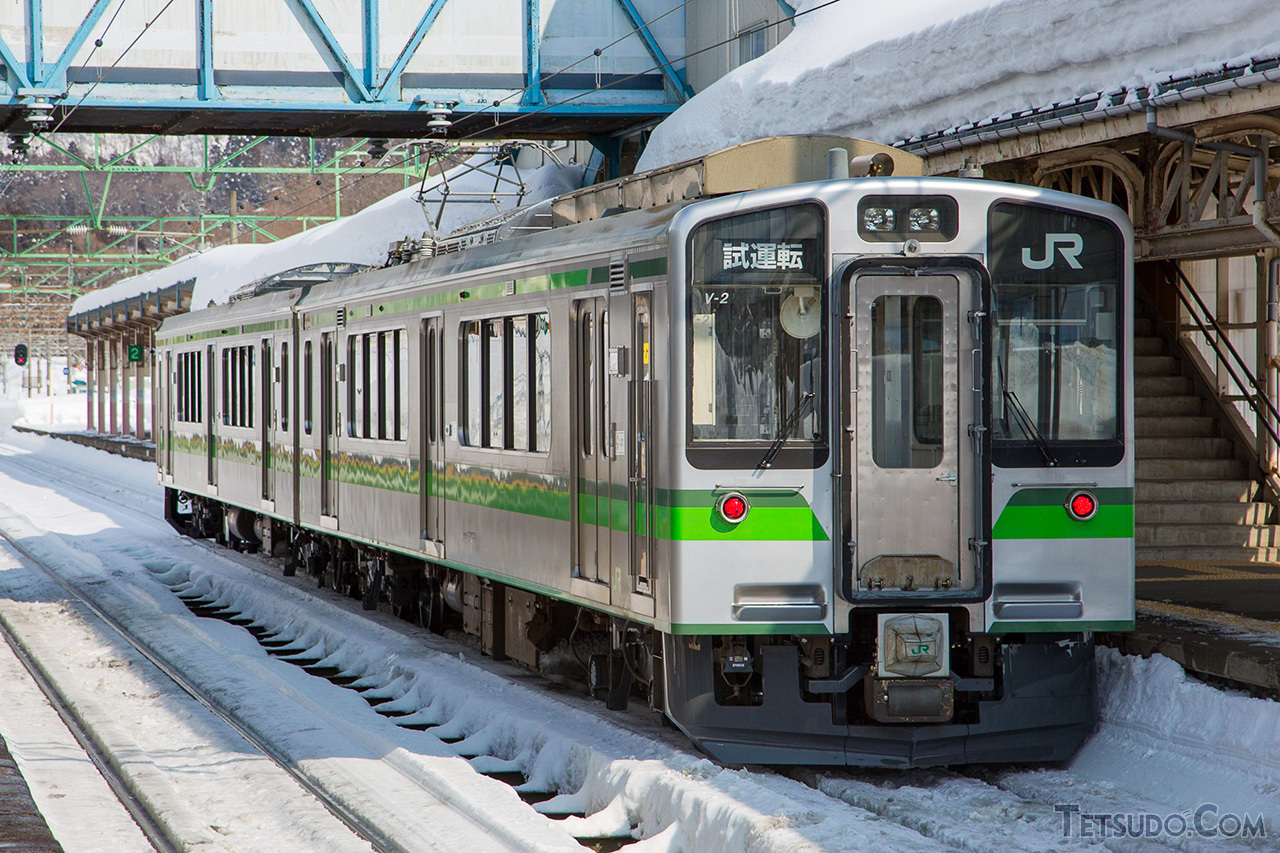 JR東日本には2編成のみが残されたE127系0番台（写真の編成はえちごトキめき鉄道へ譲渡済み）