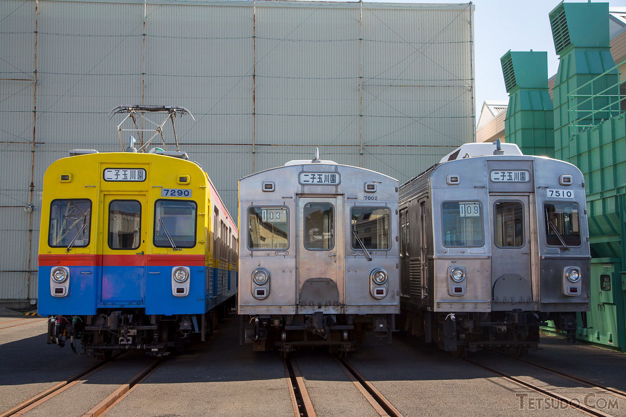 東京急行電鉄（現：東急電鉄）長津田車両工場などで開催される「東急電車まつりin長津田」。2014年開催時には、引退した7200系軌道検測車などが展示されました。（2014年9月28日）