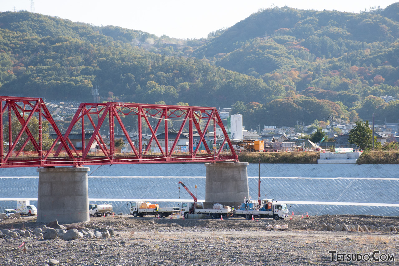 復旧工事中の上田電鉄千曲川橋りょう