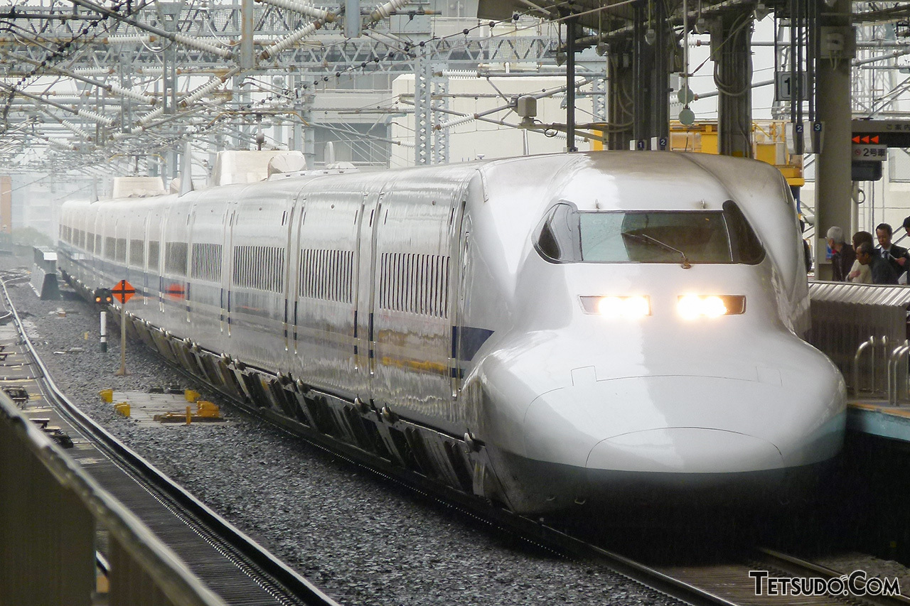 JR東海とJR西日本の共同開発で生まれた700系