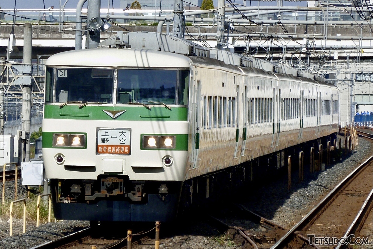 塗装もリバイバルされた185系「新幹線リレー号」（Shun-Hayabusaさんの鉄道コム投稿写真）