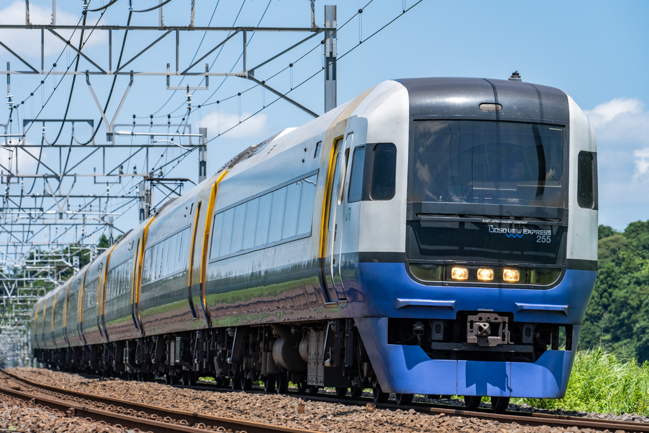 定期列車からの撤退が発表されていた255系