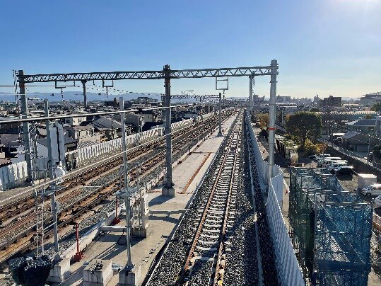 高架線となった羽衣駅周辺の高師浜線（画像：南海電気鉄道）