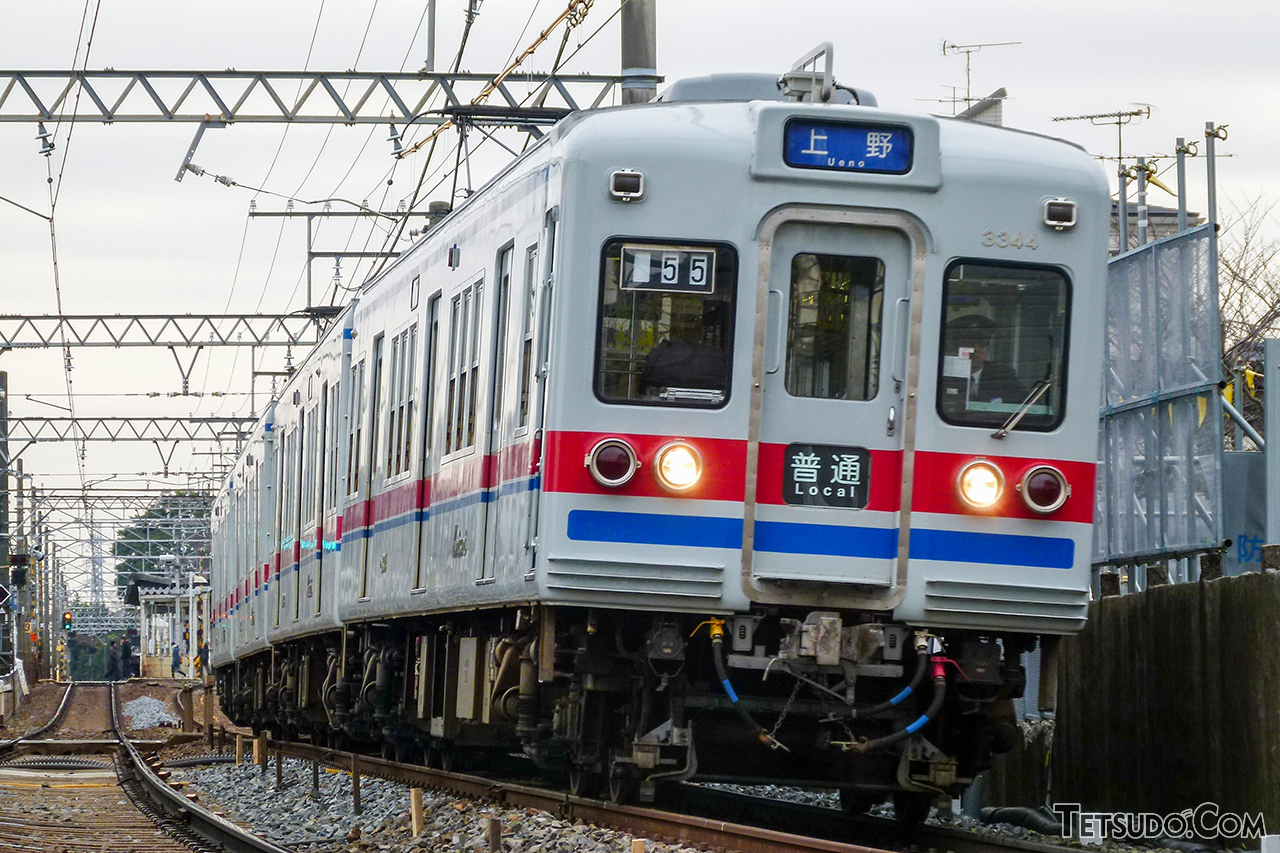 京成の「赤電」最後の車両、3300形。2015年に引退しました