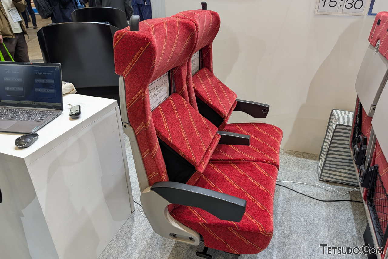 テーブルを自動収納！ 予約なしでは座れません!? コイトが提案する新た