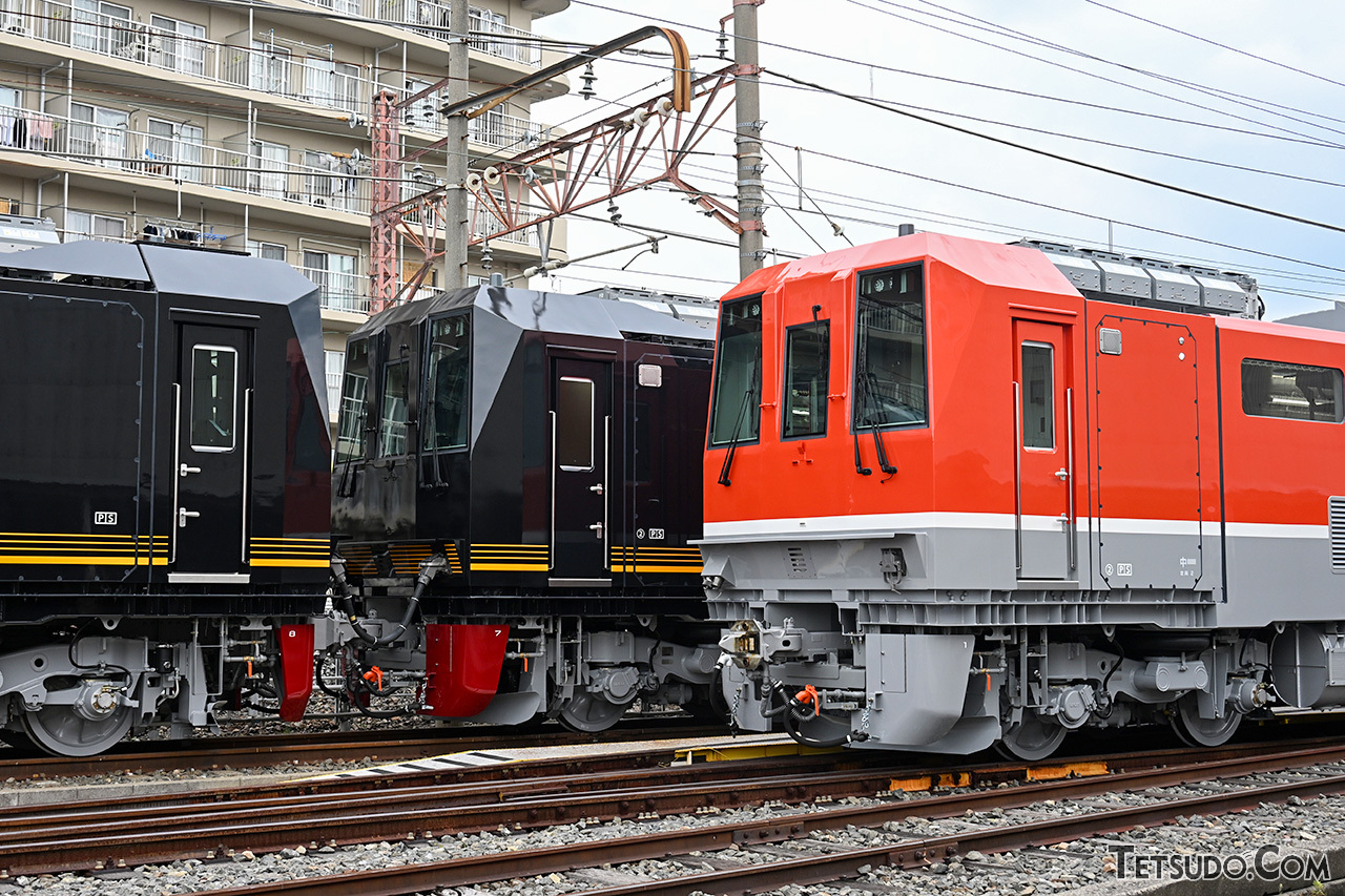 JR西日本の新型事業用車「DEC743」登場！ デザインが異なる嵯峨野