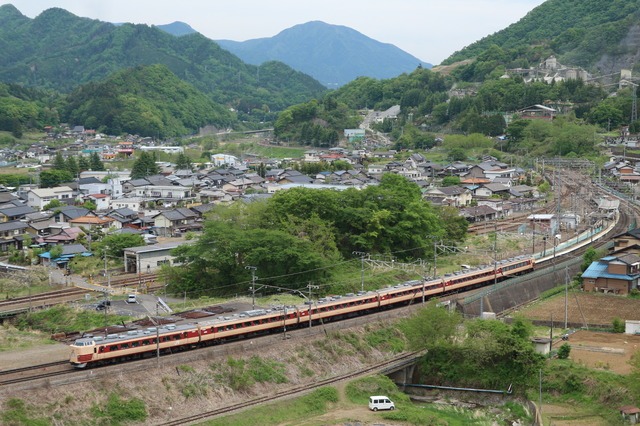 189系M51編成のラストラン。車両の解体場所がある長野への片道の旅となりました。ことぶきさんの鉄道コム投稿写真から。